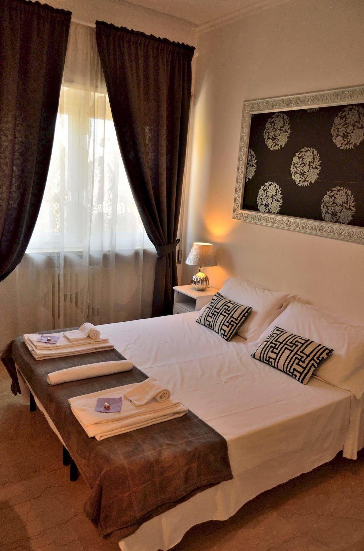 Rome&Suites Roma Exterior foto
