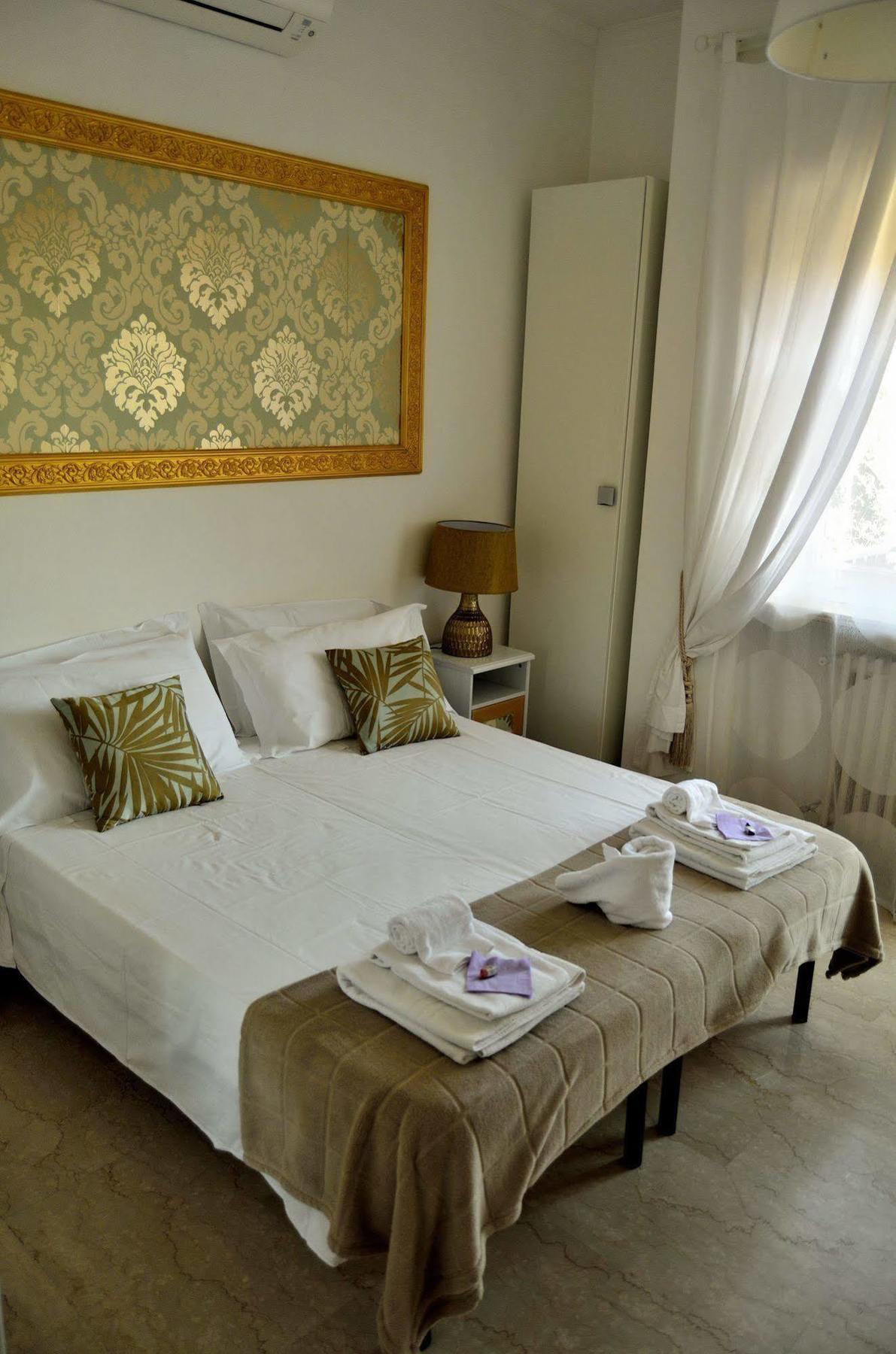Rome&Suites Roma Exterior foto